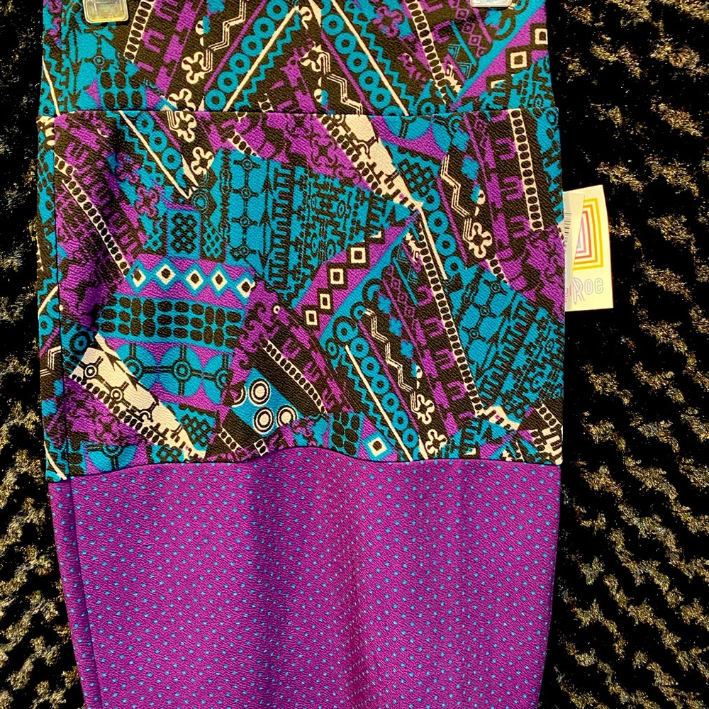 💜LULAROE CASSIE PURPLE MULTIPLE PATTERN SKIRT NWT